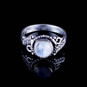 Leaf Ring - Moonstone - Ekeko Crafts