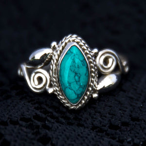 Bud & Spiral Silver ring - Turquoise - Ekeko Crafts